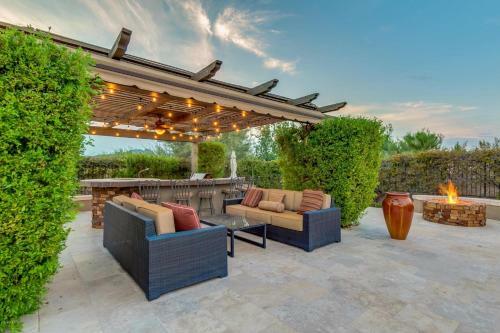 Scottsdale - 8334 E Nightingale Star Dr