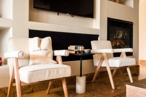 Farrier - Spectacular 7br Mediterranean-style Estate W Pool & Spa