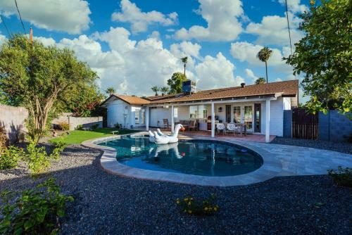 Scottsdale - 8520 E Orange Blossom Ln