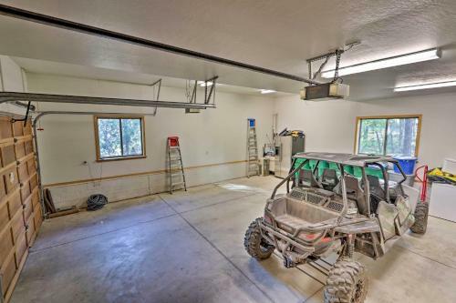 Show Low Cabin With Fire Pit, Game Room And Bbq!
