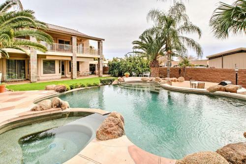 Luxurious Surprise Abode On A Citrus And Horse Ranch!