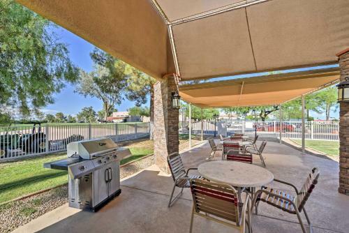 Peaceful Sun Lakes House With Community Pool And Golf!