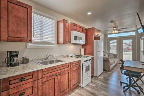 Tiny Home For 4 With Patio And Grill By The White Mtns