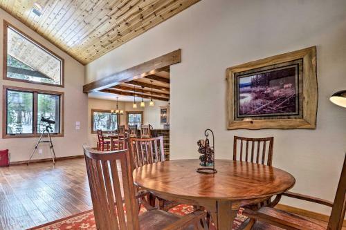 Show Low Luxury Cabin With Forest Views And Fire Pit!