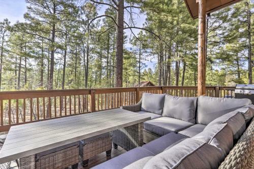 Luxury Show Low Cabin With Furnished Deck