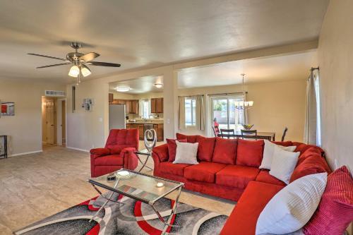 Family-friendly Escape Downtown Tucson 4 Mi!