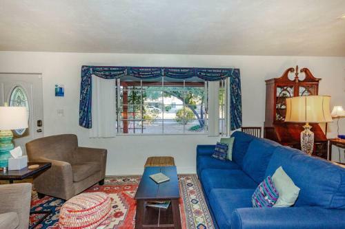 Readers Holmes 2br By Casago
