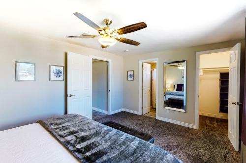 Cozy Tucson Retreat