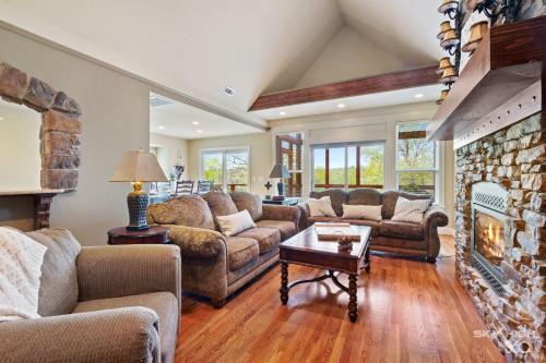 Ozark Mountain Lakehouse