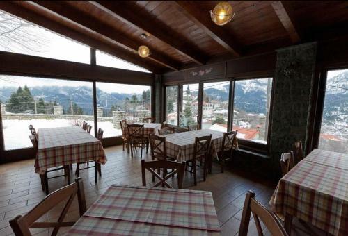 Hostal To Pandoxeio Tis Rinas