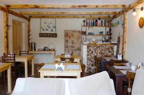 Hostal Ioska's House