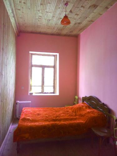 Hostal Welcome To Ushba