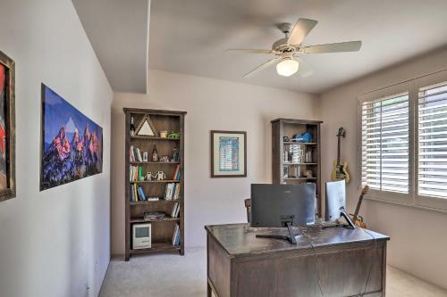 Tucson Getaway With Hot Tub, Fireplace And Office!