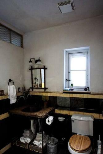 Historic Adobe 3br Home In Downtown El Presidio