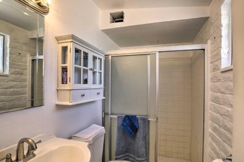 Pet-friendly Home - 7 Mi To Downtown Tucson!