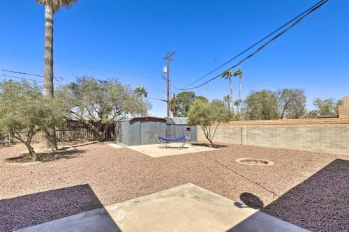 Pet-friendly Home - 7 Mi To Downtown Tucson!