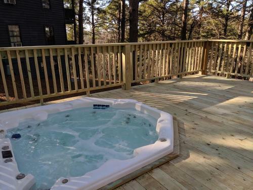 Loblolly Pines Adventure Cabin 2 King