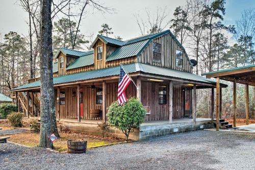 Greers Ferry Lake Home With 2 Decks, Bbq And Fire Pit!
