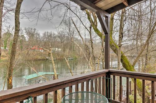 Apartamento Cozy Heber Springs Cabin With Deck And Dock!