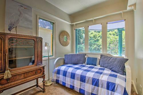 Upscale Hot Springs Escape Less Than 1 Mi To Downtown