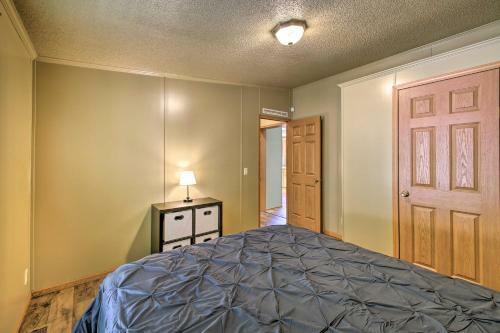 Retreat On Lake Hamilton With Sunroom And Dock!