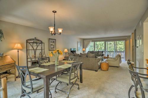 Private Lakefront Townhome In Hot Springs Village!