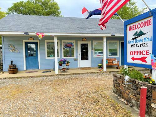 Mountain View Guest Motel/rv Park