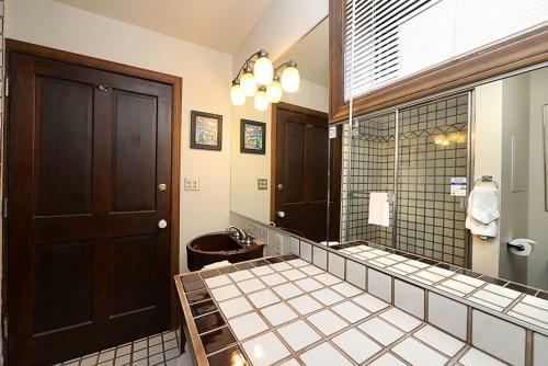 130 Middle Terrace By Catalina Vacations