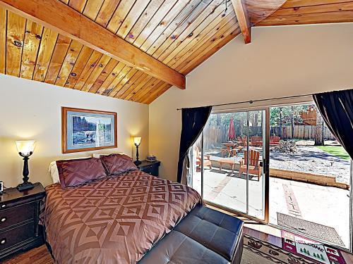 New Listing! Mountain Charmer With Large Yard Home