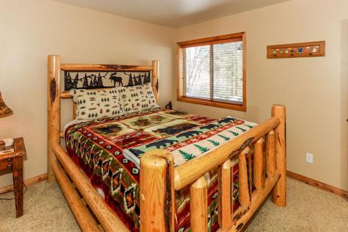 Moonridge Mountain Retreat-1876 By Big Bear Vacations