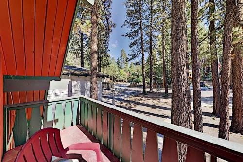 Walk To Resort! Summit Basecamp With Private Hot Tub Home