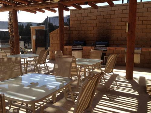 Roadrunner Club 137 Home Home