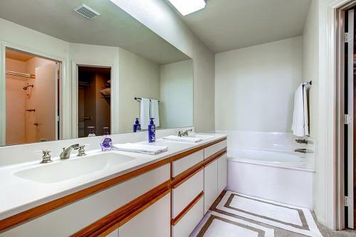 Borrego Springs House With Pool Table And Mtn Views!