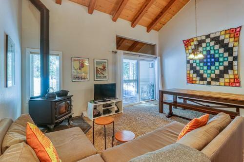 2 Bed 2 Bath Apartment In Carnelian Bay