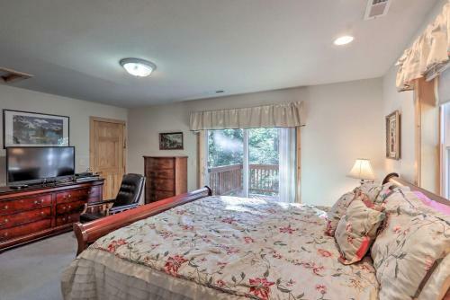 Rustic Tahoe Home With Hot Tub Near Squaw Valley