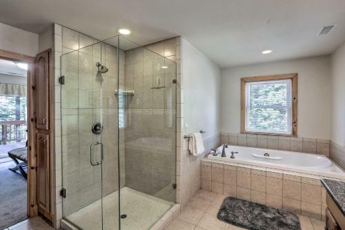 Rustic Tahoe Home With Hot Tub Near Squaw Valley