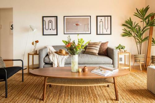 Camden - 5mins To The Beach! Elevated Home W Pacific Ocean Views