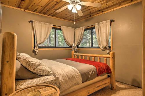 Cabin With Fire Pit Mins To Vineyards And Hiking!