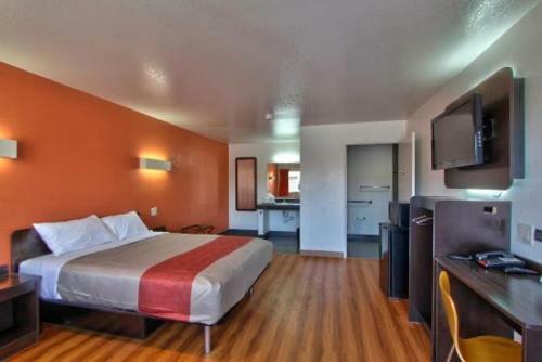 Motel Coastal Valley Inn