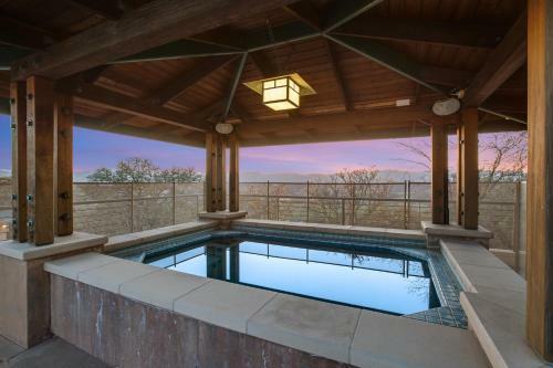 Woodhawk Vineyards Estate