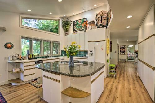 Villa Luxury El Cajon Oasis With Pool, Fire Pit And Pavilion