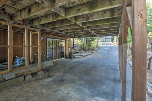 Treetop Chalet In Chambers Landing With Shuttle