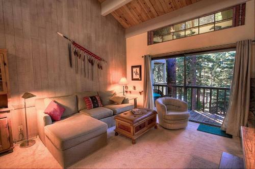 Cheyennes Place By Lake Tahoe Accommodations