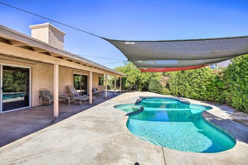 Quiet La Quinta Home With Pool 6 Mi To Polo Grounds!
