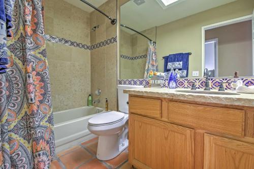 La Quinta Desert Abode With Courtyard And Mtn Views!