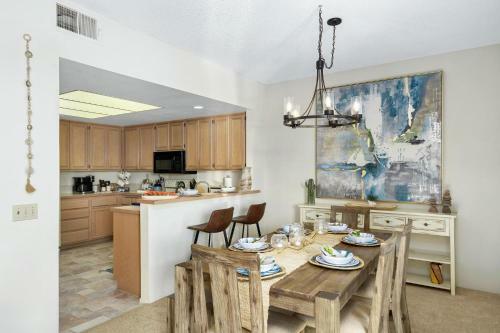 Top Rated 5 Star Getaway Bbq Pool Spa And More