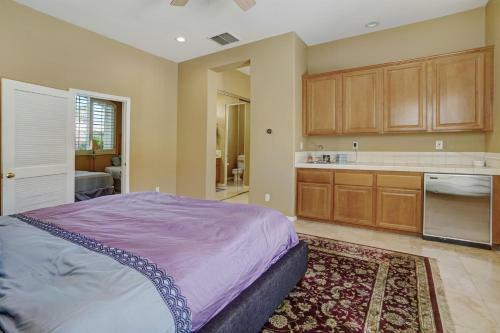 1 Rated Luxury Estate-pool Oasis 3br