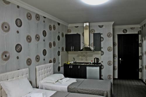 Hostal Temhouse Guest House