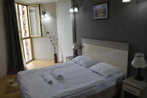 Orbi Plaza-mzia Apartments