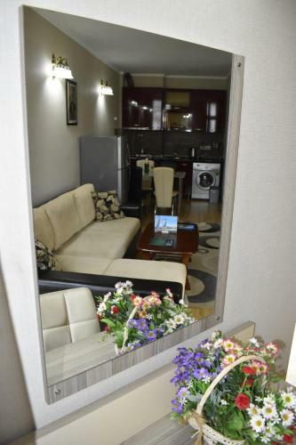 Orbi Plaza-mzia Apartments